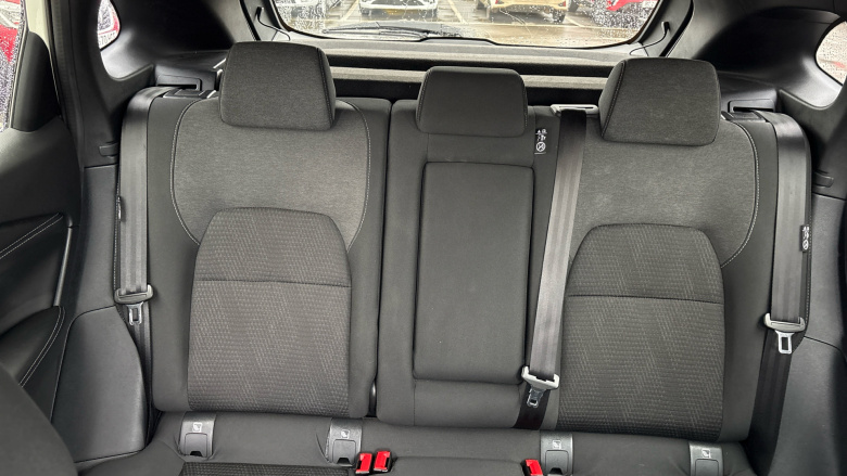 Nissan Qashqai 1.3 DiG-T MH N-Connecta 5dr Petrol Hatchback